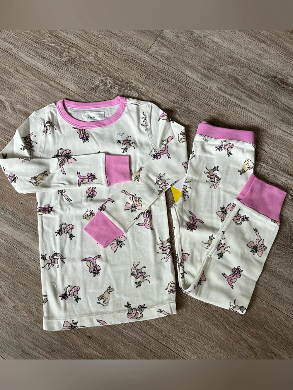 Crewcuts Girl's Bows and Cats Print Pajama Set Snug Fit 100% Cotton Long Sleeve